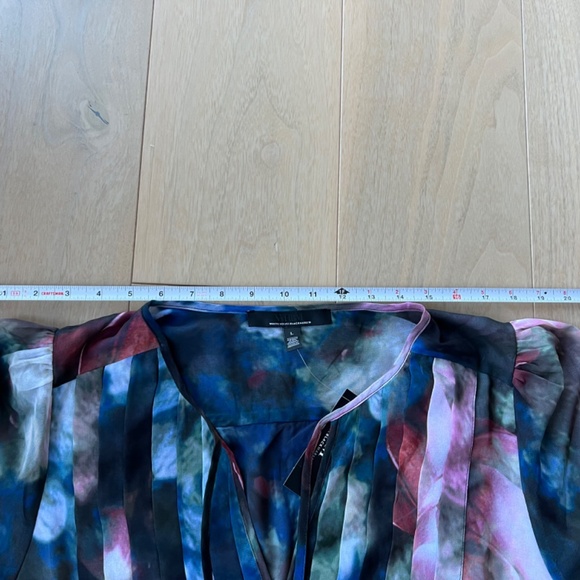 WHBM Long Sleeve V-Neck Pleated Chiffon Blouse NWT - Picture 10 of 11